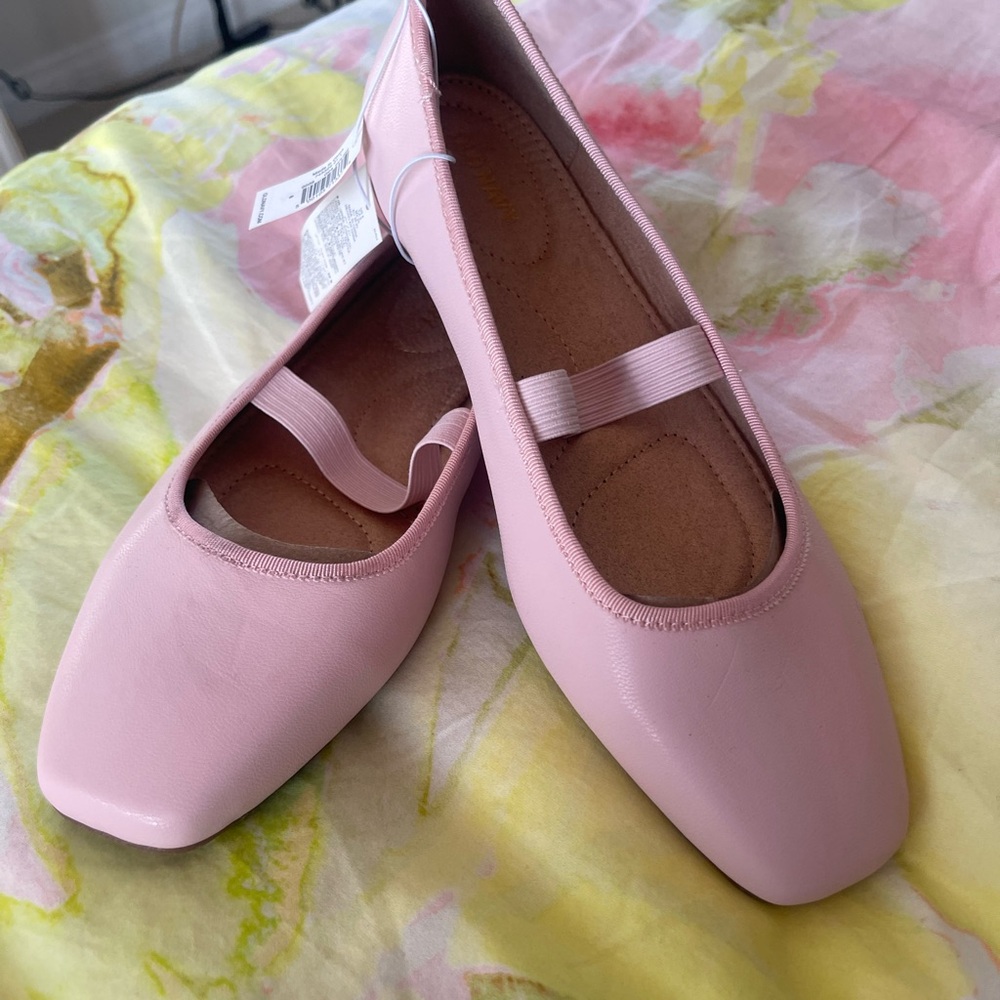 Pastel Pink Ballet Flats with Square Toe and Single Strap